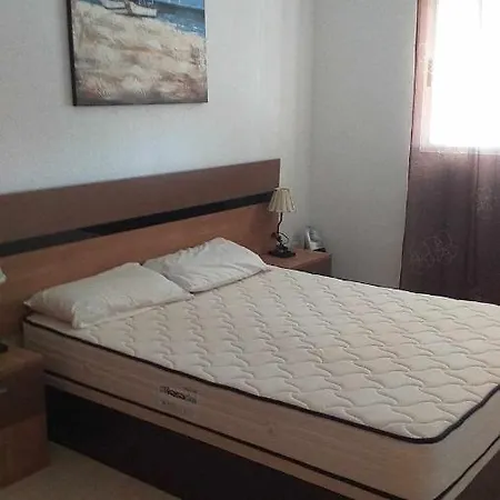 Con Vista La Mata *